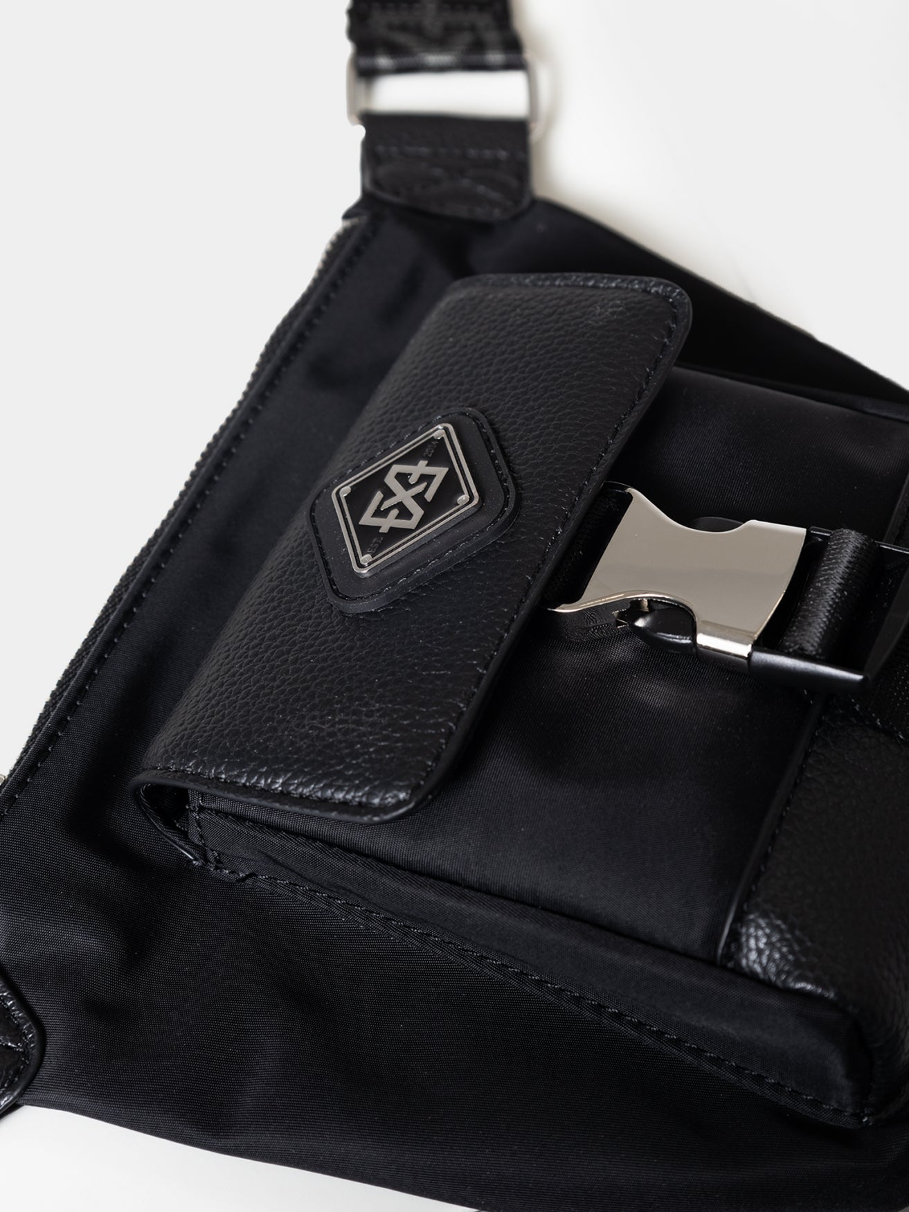 Armour Bag | Black – XPLCT STUDIOS