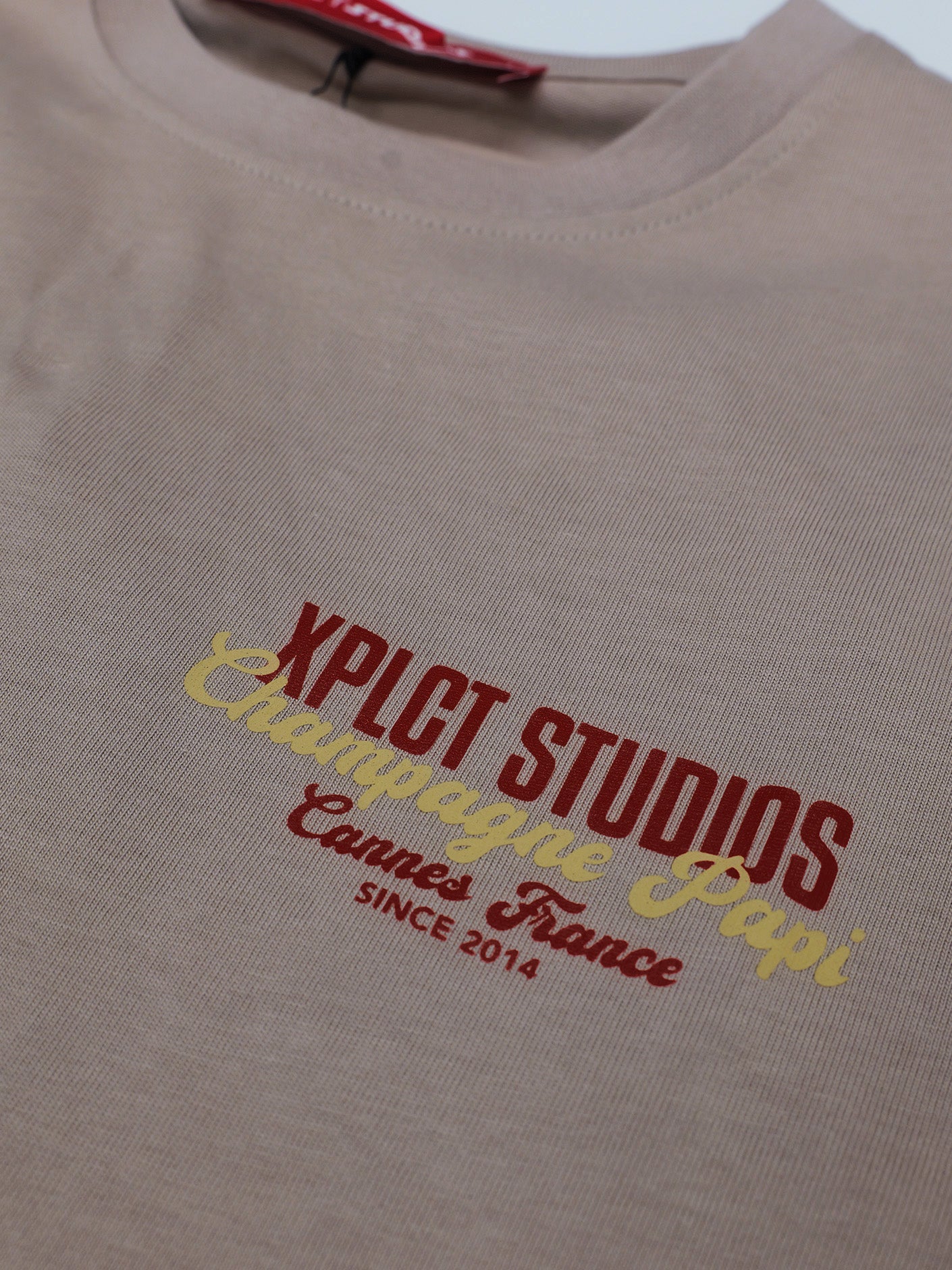 Champagne Tee | Taupe