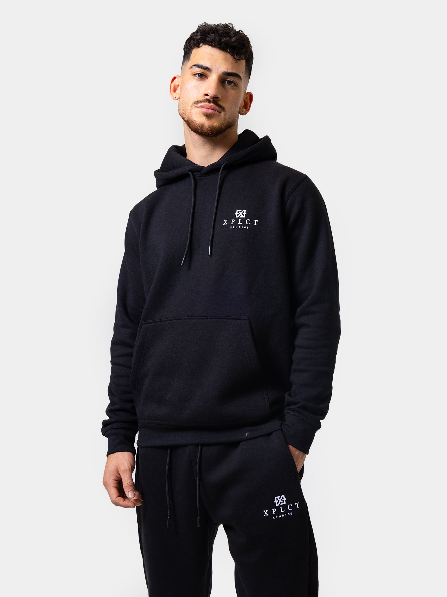 Clean_Tracksuit_Black-2.jpg