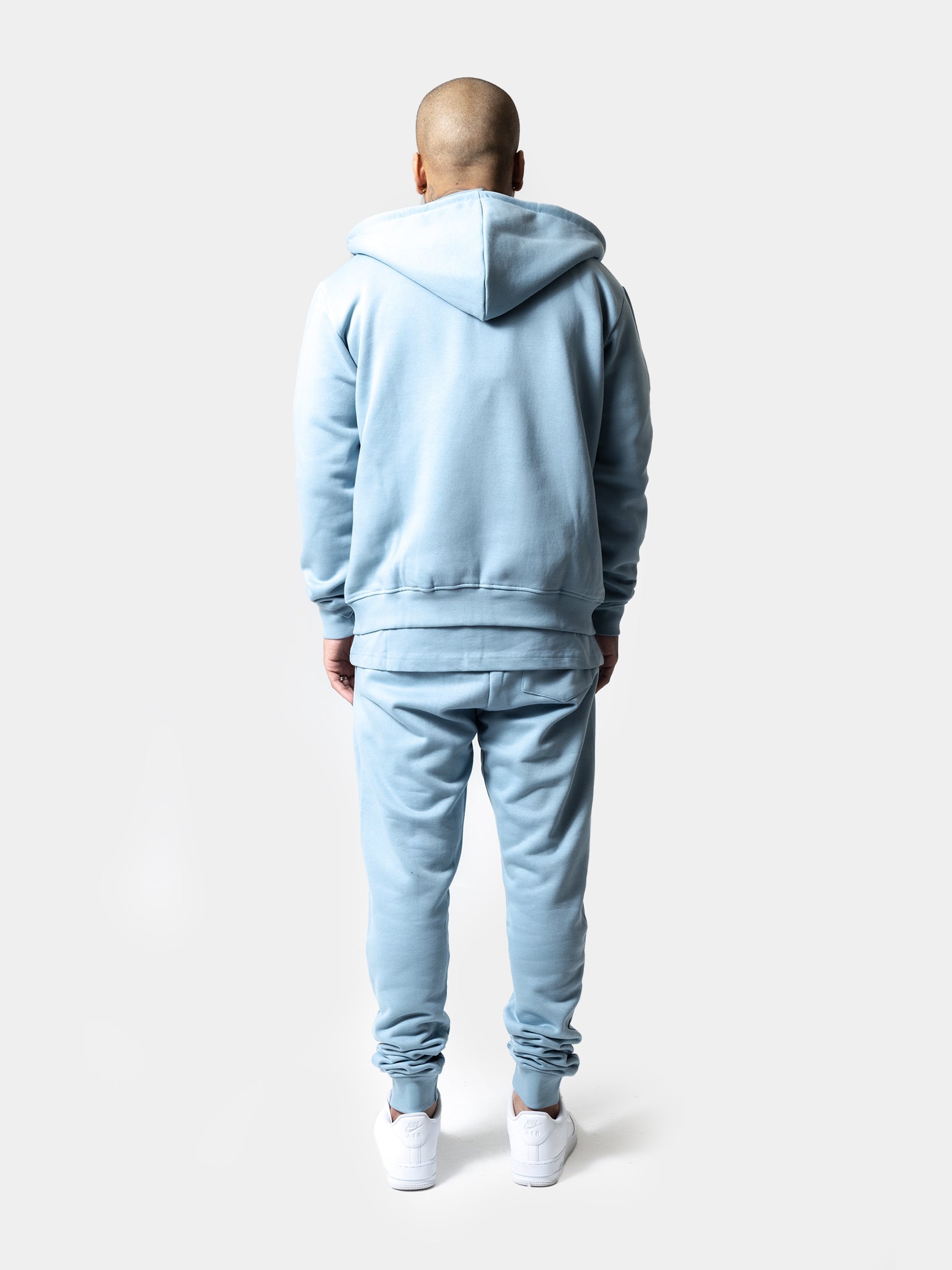 Duplex-Tracksuit-Aronablue-2_33123950-46b9-4ef4-8335-4b87ae3f4ca0.jpg