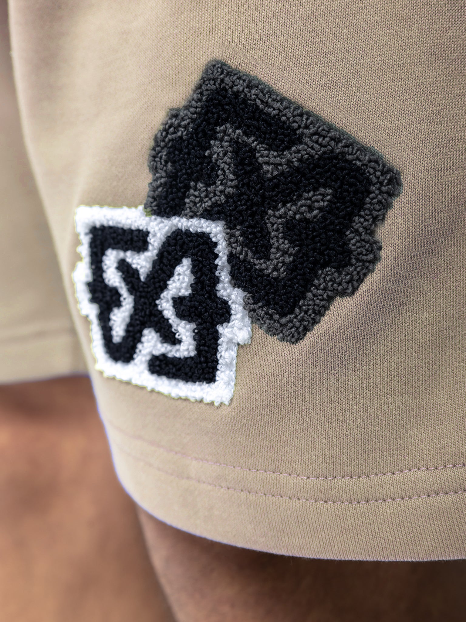 Duplex_short_beige.jpg