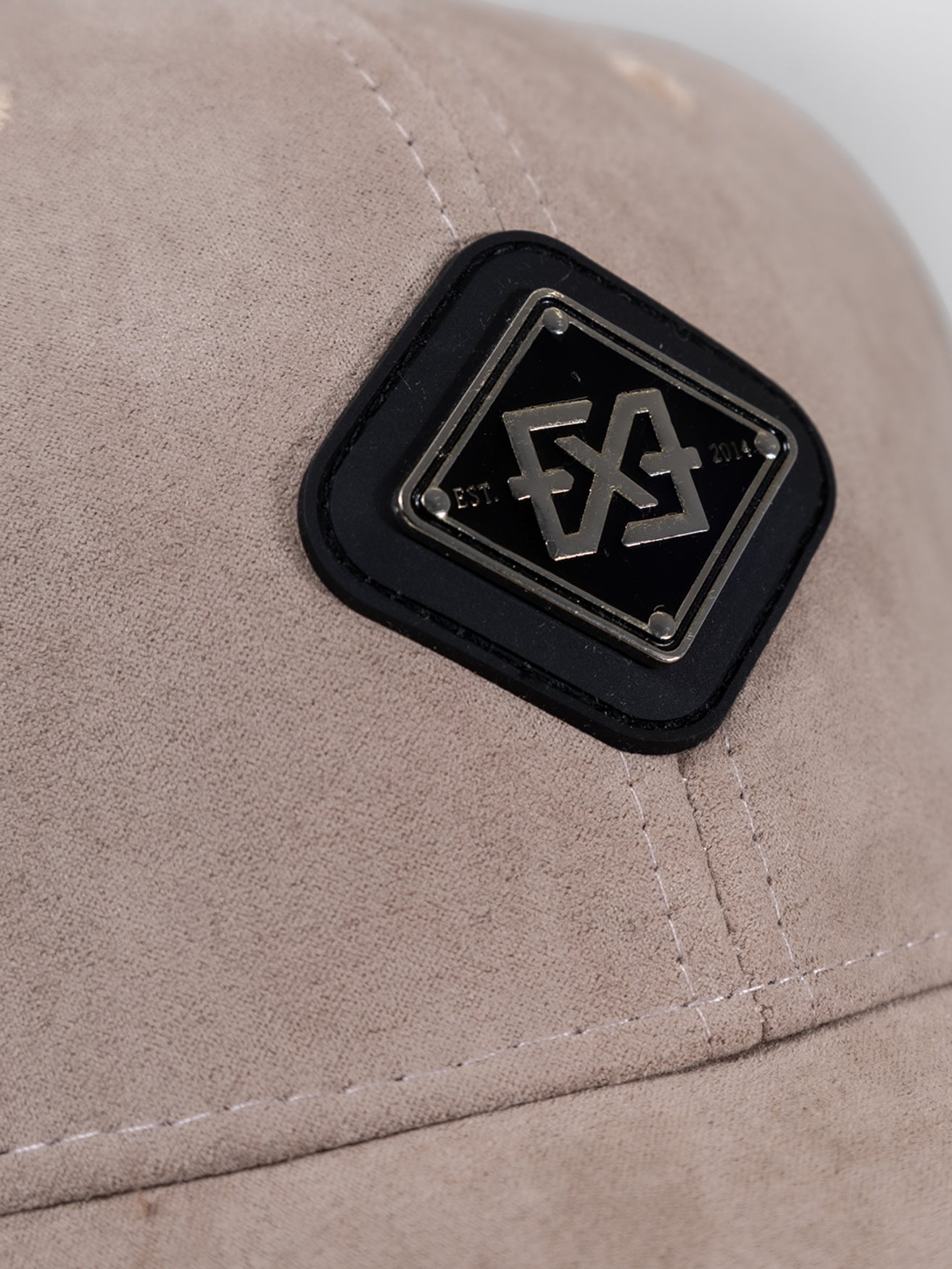 Element-Cap_Beige2.jpg