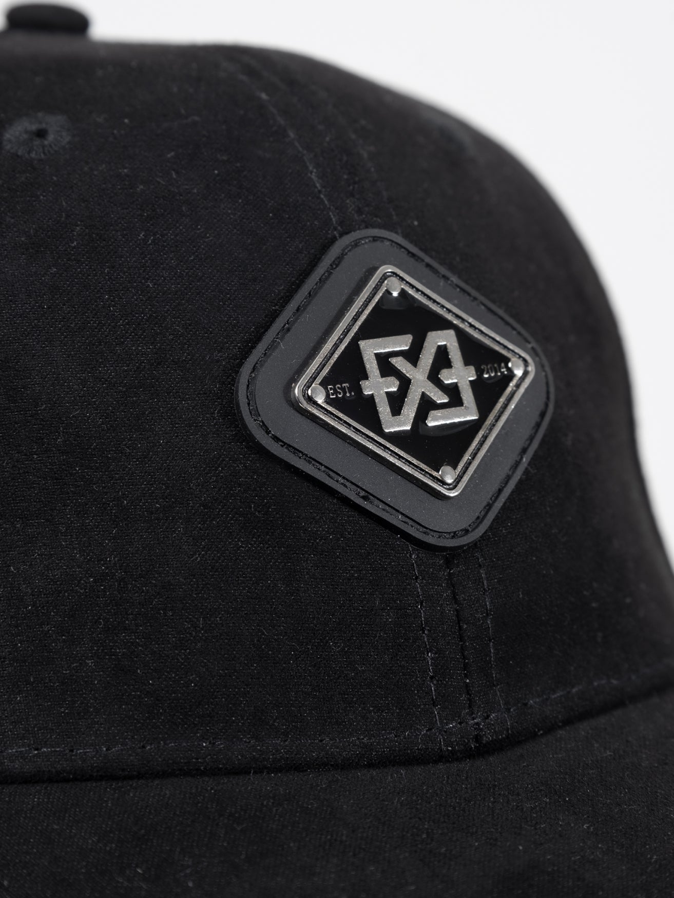 Element cap | black