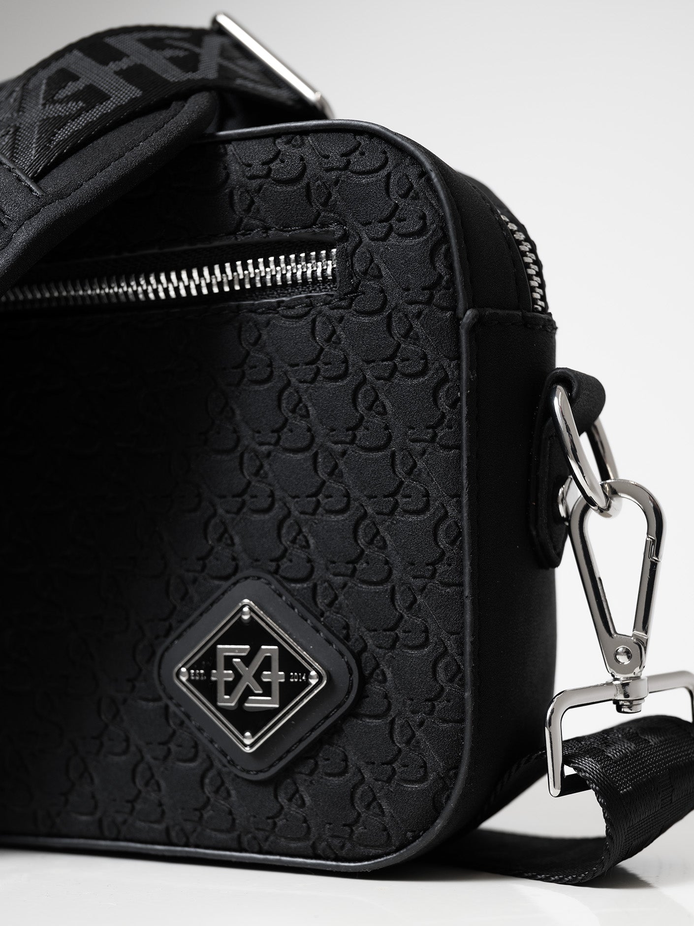 Ivory Bag Suede | Black