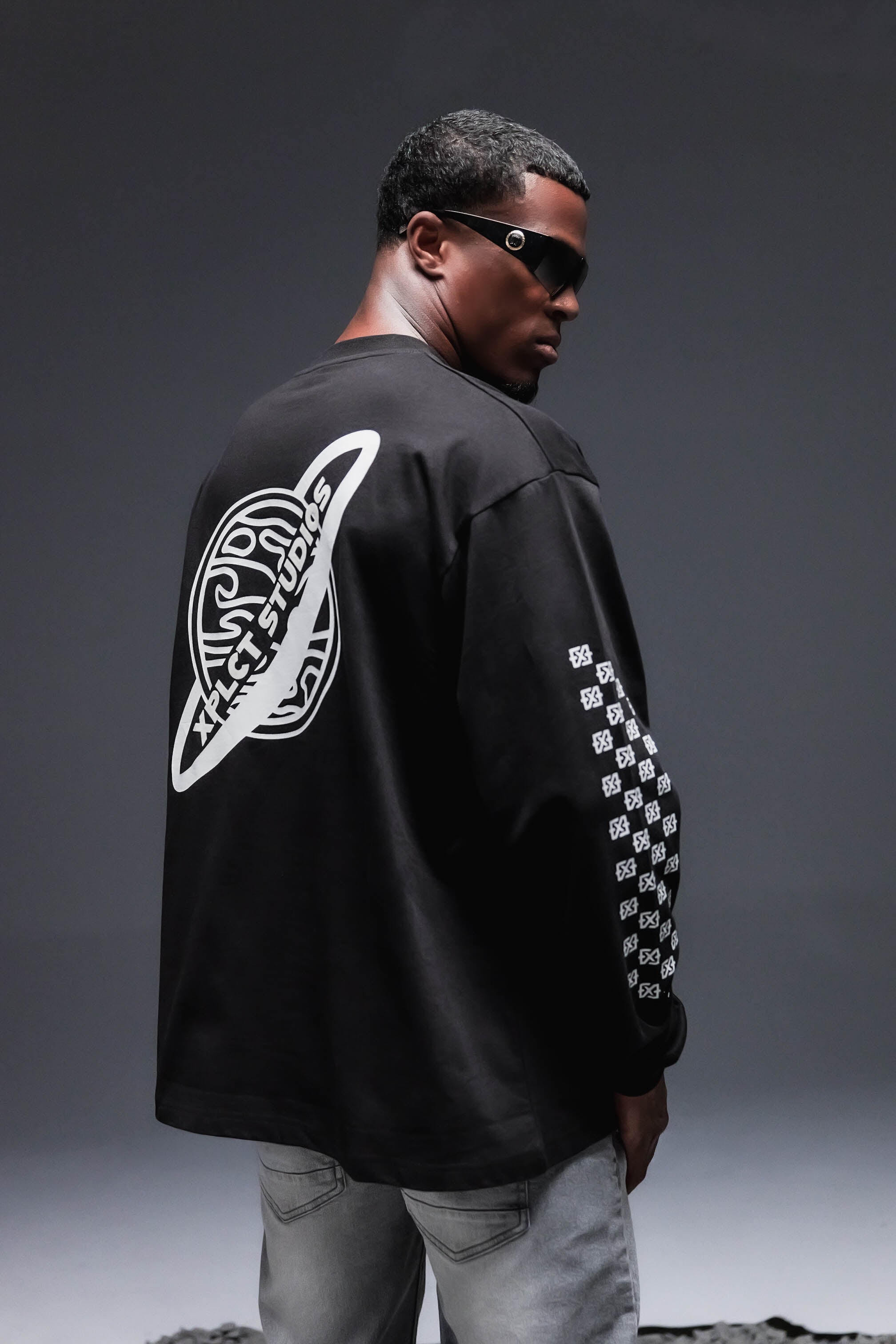 Galaxy Longsleeve | Black – XPLCT STUDIOS