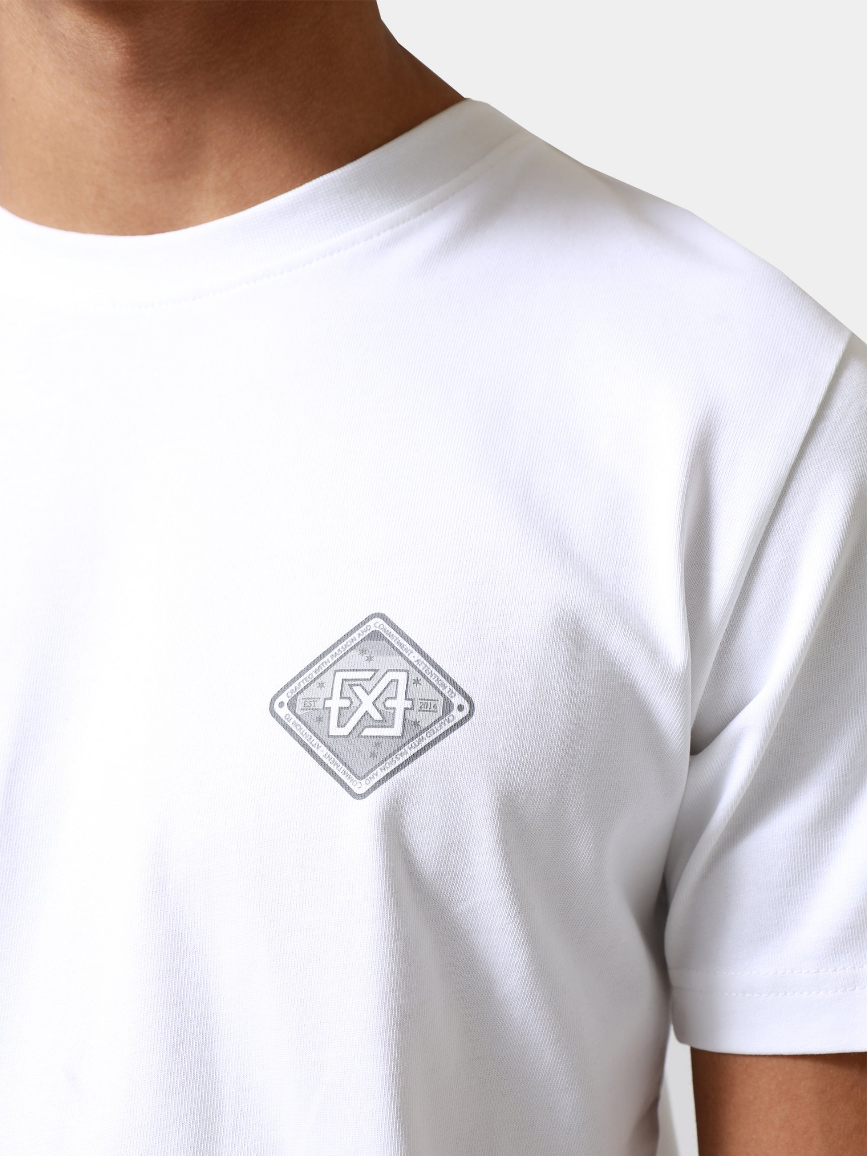 Phantom Tee | white