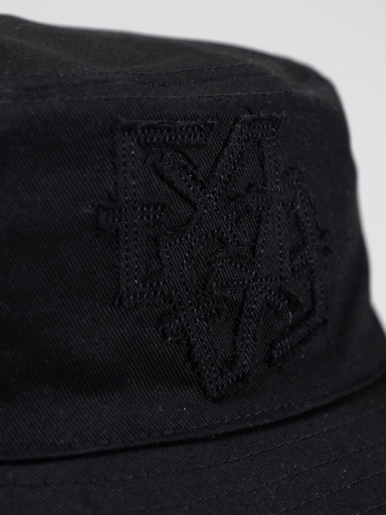 Patch bucket hat | black