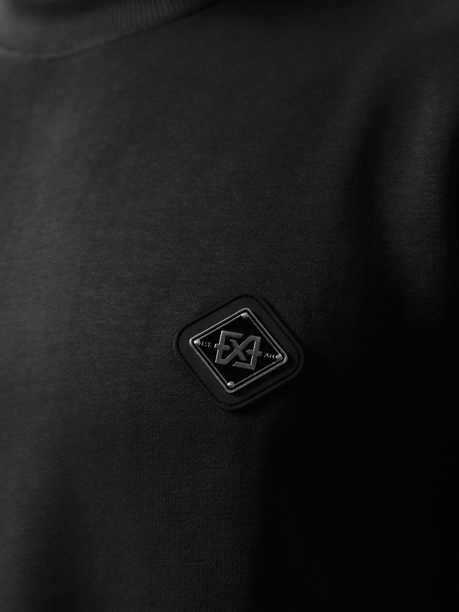 Plate Crewneck | Black