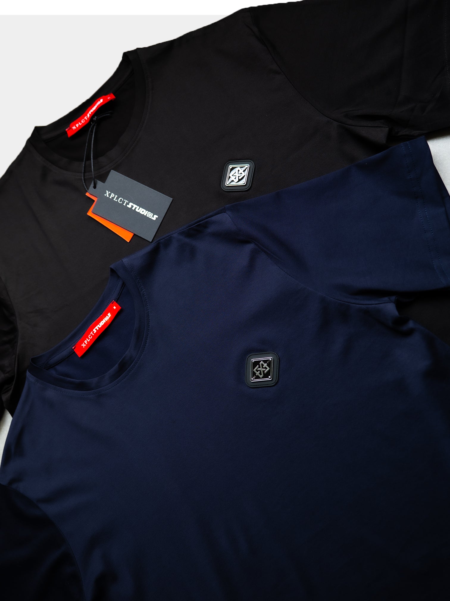 Plate Tee | Black