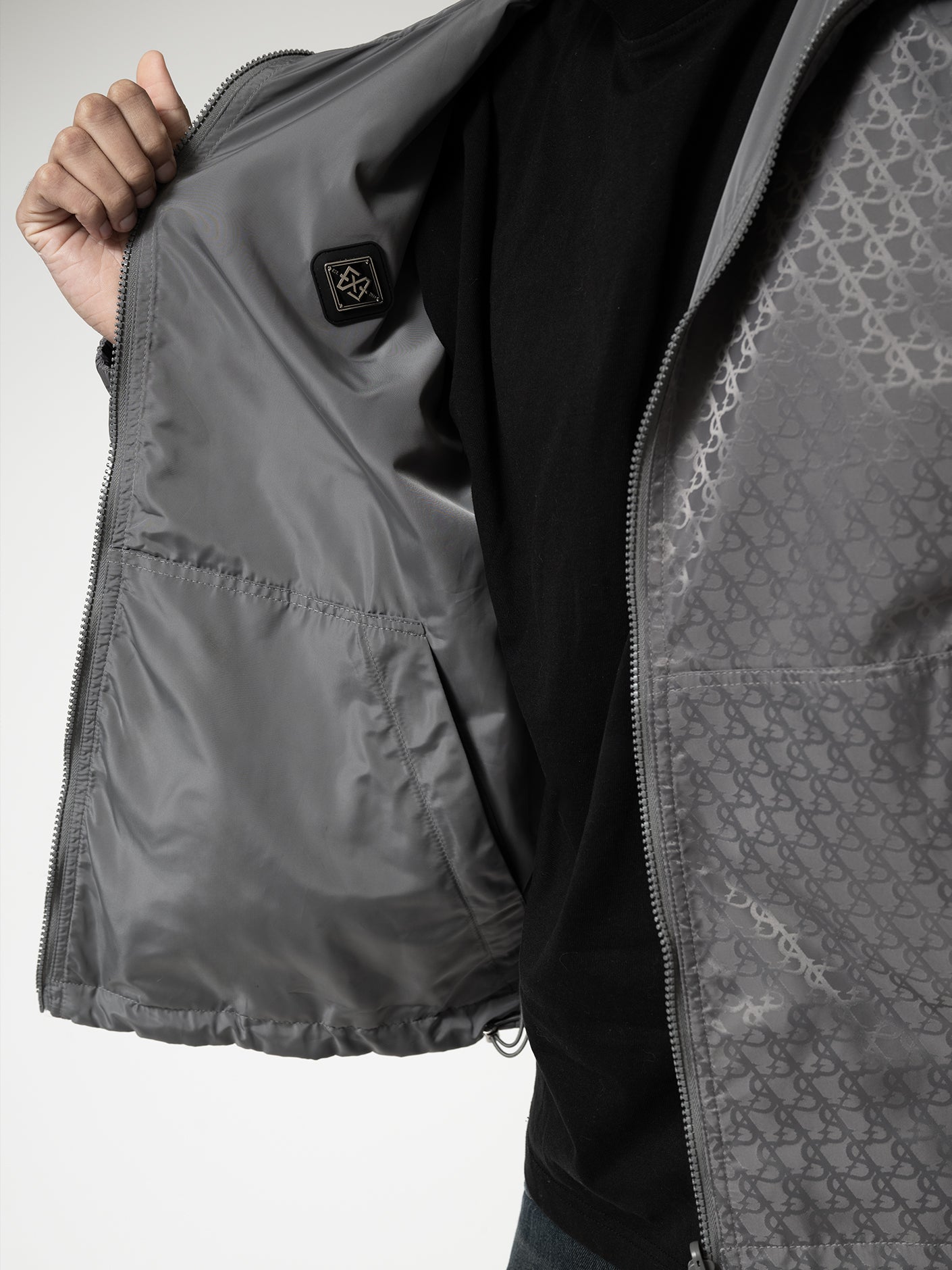 Reverse Windbreaker | Light grey