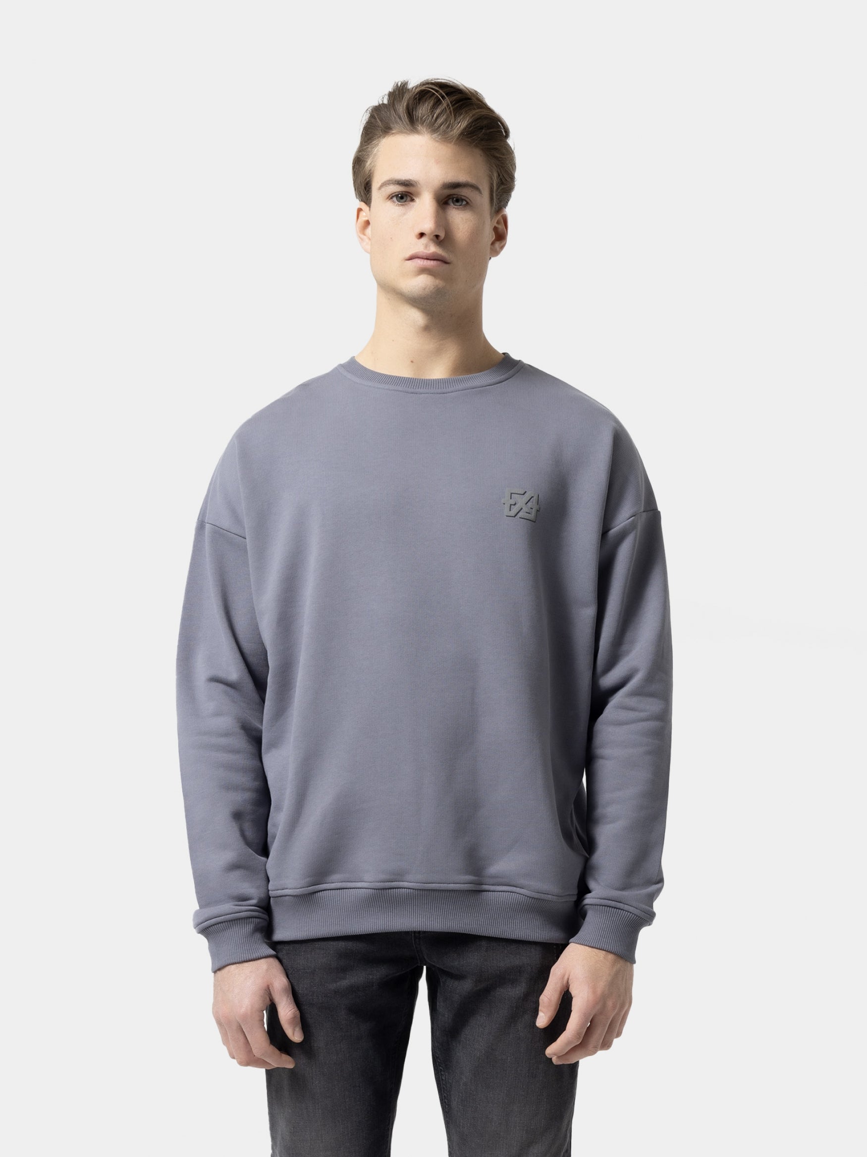 Roadsweater-grey-1_81dc7f28-4fe7-48a2-8bb3-0b0288d565e8.jpg