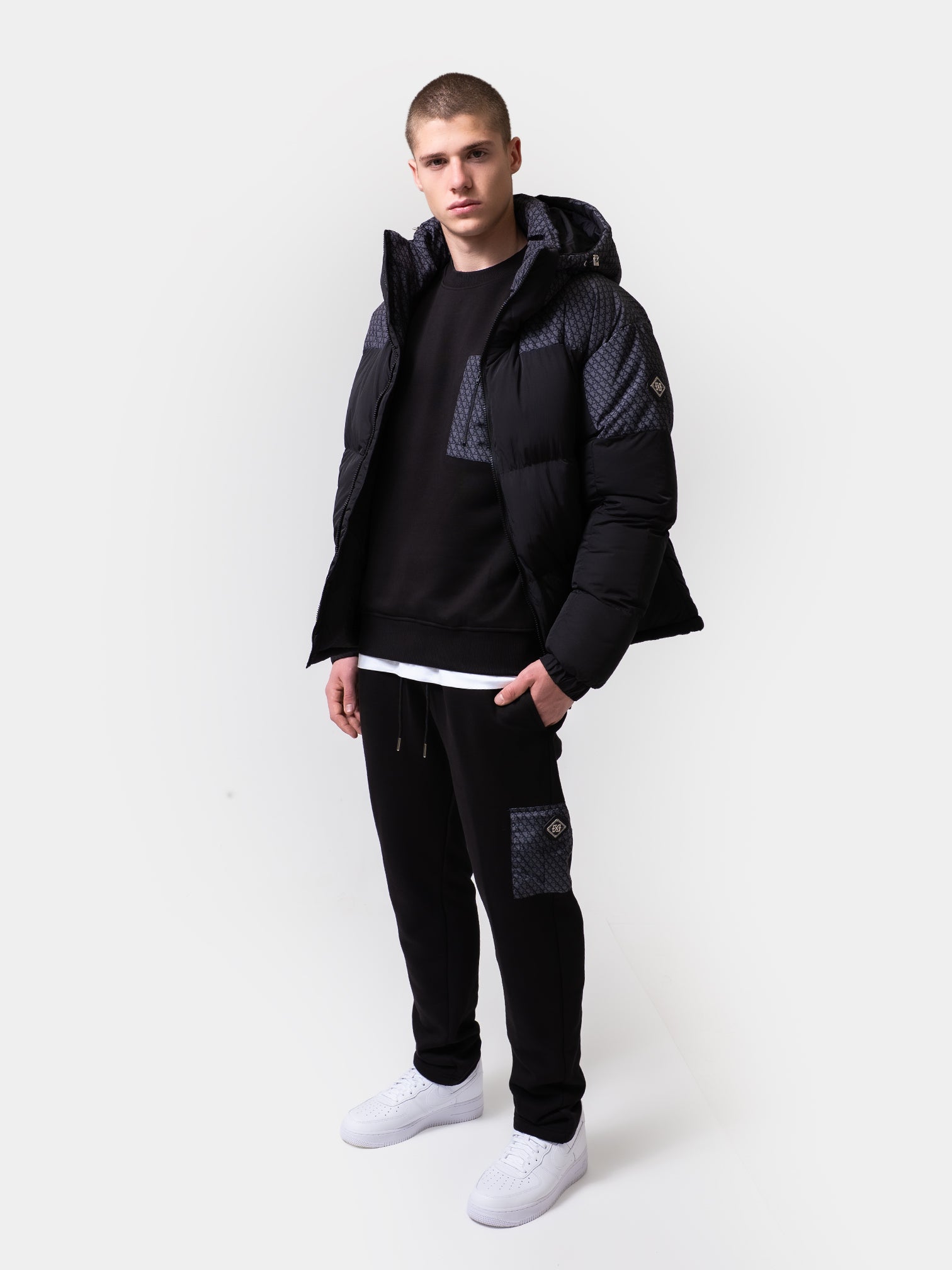 Shade Jogger | Black – XPLCT STUDIOS