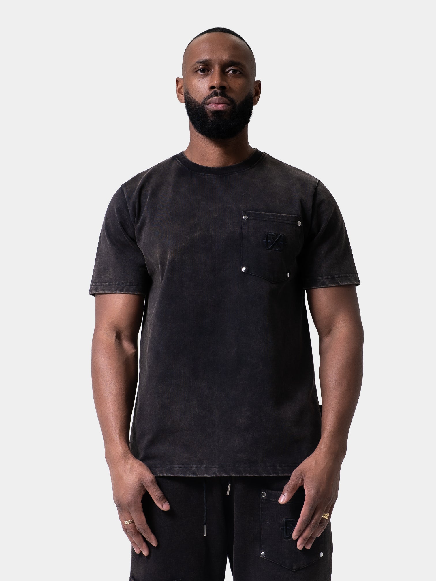 Sidaan Tee | Black – XPLCT STUDIOS