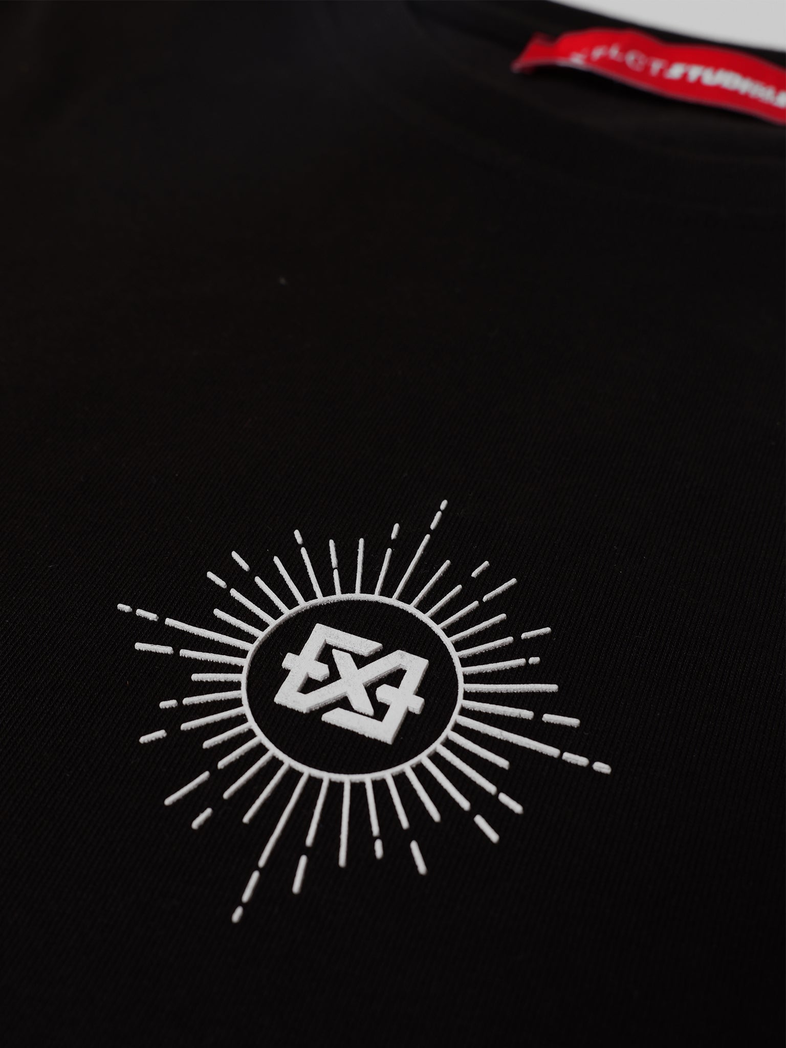 Solar Tee | Black