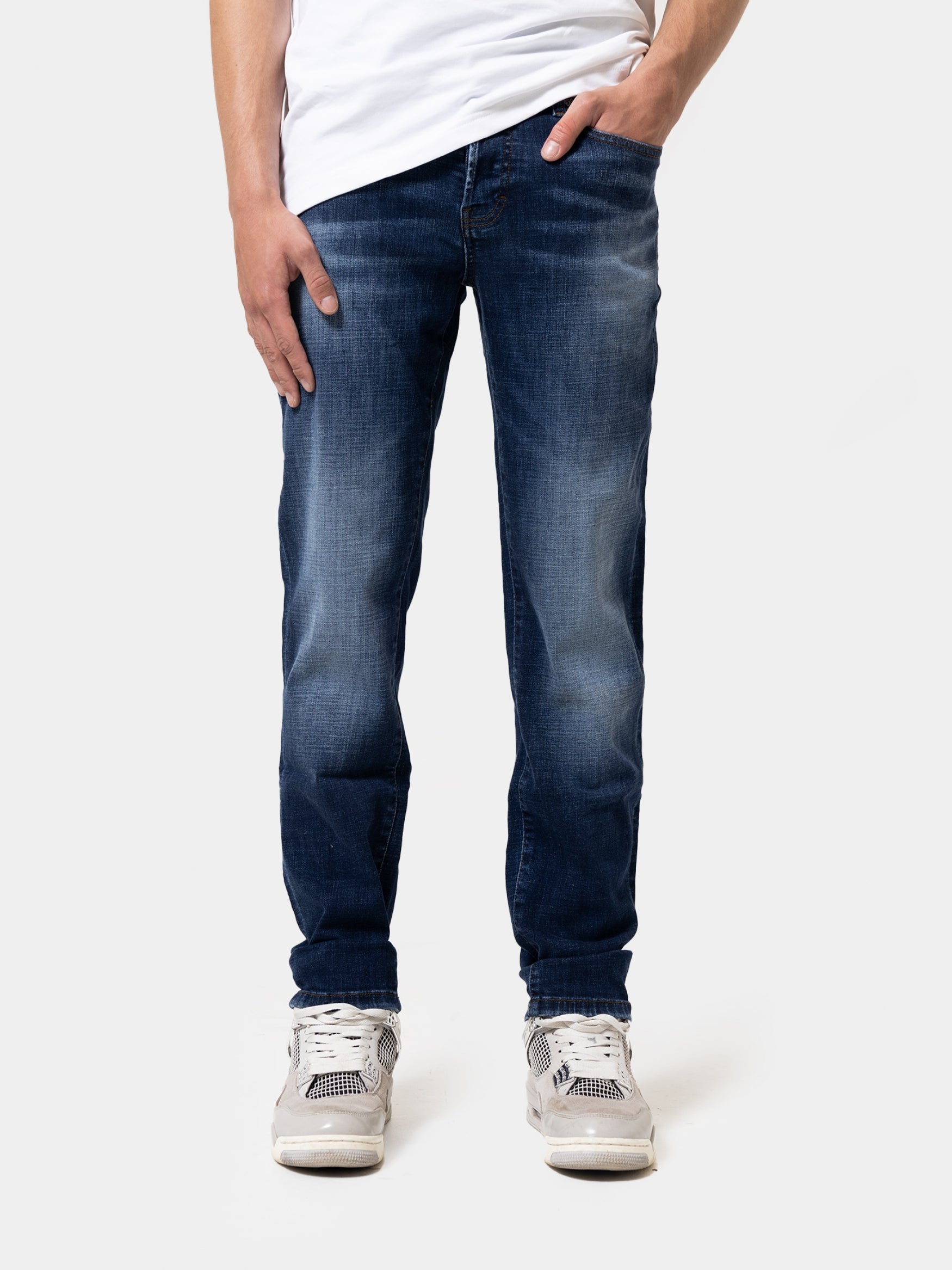 Timeless_jeans-1.jpg