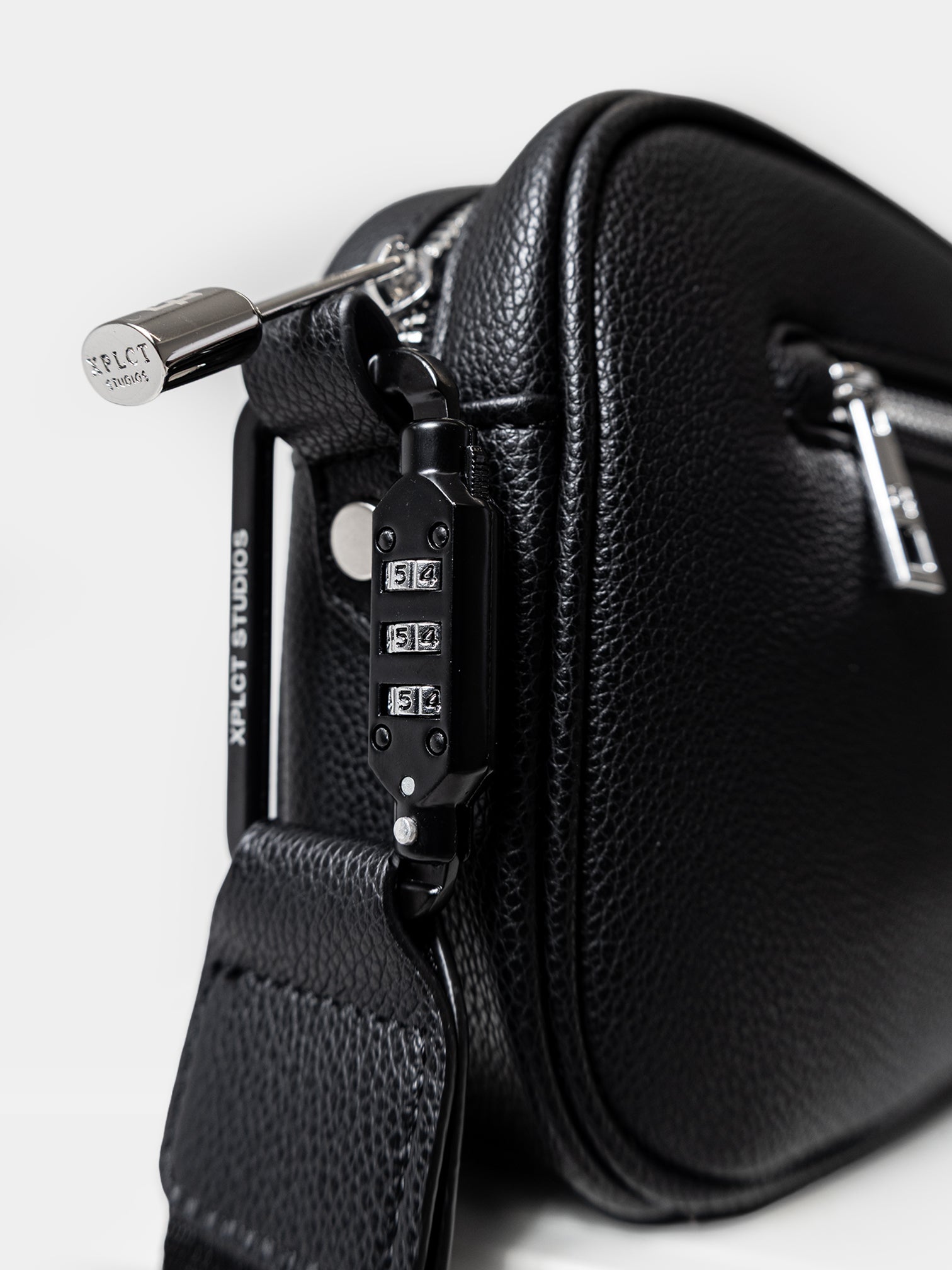 Voyeur bag | Black – XPLCT STUDIOS